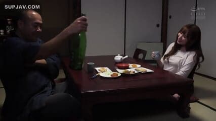 (Mosaic Reduced) Wife Sexless With Her Husband,  Been Squid Many Times By Father in law   Kana Kusakabe