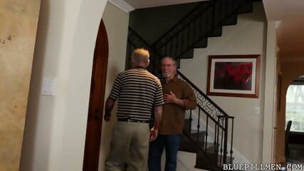 Old Man Fucks Sexy Young Beauty