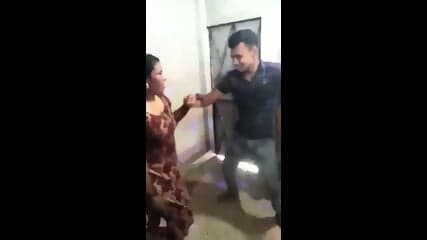 Bangla hot song sexy dance boys and girl