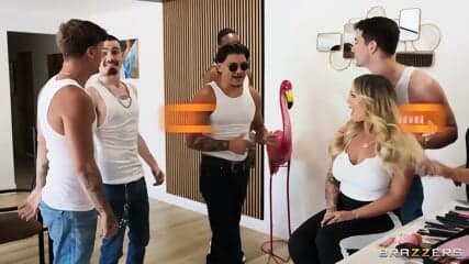 Kali Roses' Unforgettable Gang Bang Adventure With Jimmy Bud And The Crew: Victor Ray, Hollywood Cash, Logan Xander, And Ethan Seeks Join The Fun!